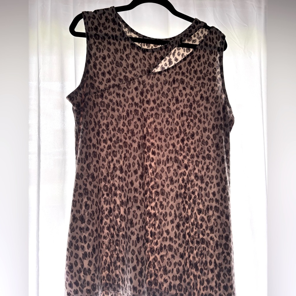 Nordstrom Leopard Print Cut-Out Sleeveless Top Plus size